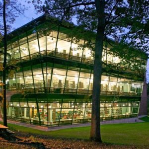 Engineered Curtainwall Aquinas Library 1